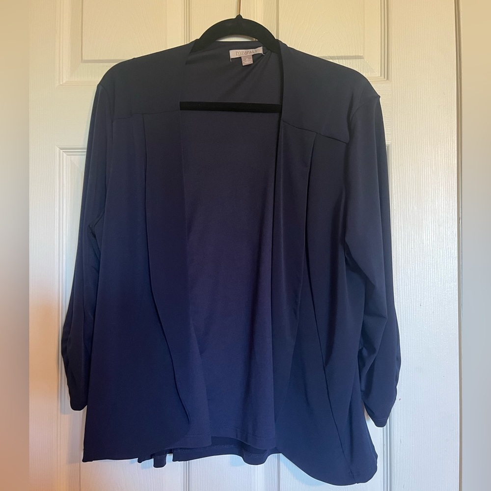 Light 3/4 sleeve dress jacket